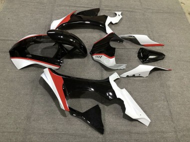 Gloss Red Black and White 2015-2019 Yamaha R1 Fairings Factory