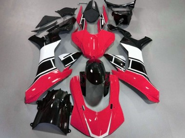 Gloss Red White and Black 2015-2019 Yamaha R1 Fairings Factory