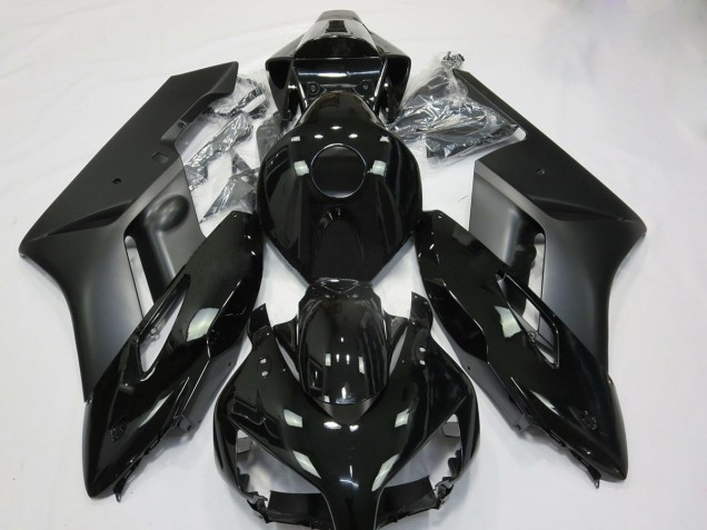 Matte and Gloss Black 2004-2005 Honda CBR1000RR Fairings Factory Matte and Gloss Black 2004-2005 Honda CBR1000RR Fairings Factory