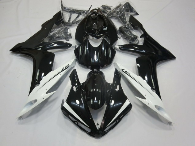 White and Black 2004-2006 Yamaha R1 Fairings Factory White and Black 2004-2006 Yamaha R1 Fairings Factory