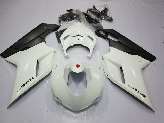White and Black 848 2007-2012 Ducati 848 1098 1198 Fairings Factory White and Black 848 2007-2012 Ducati 848 1098 1198 Fairings Factory
